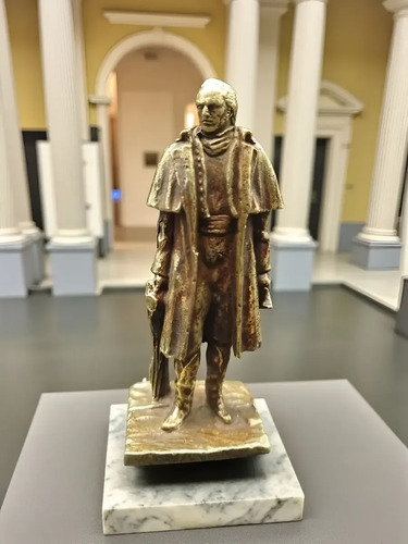 Bronce Artigas Zorrilla De San Martín Miniatura Colección Dorado Oscuro